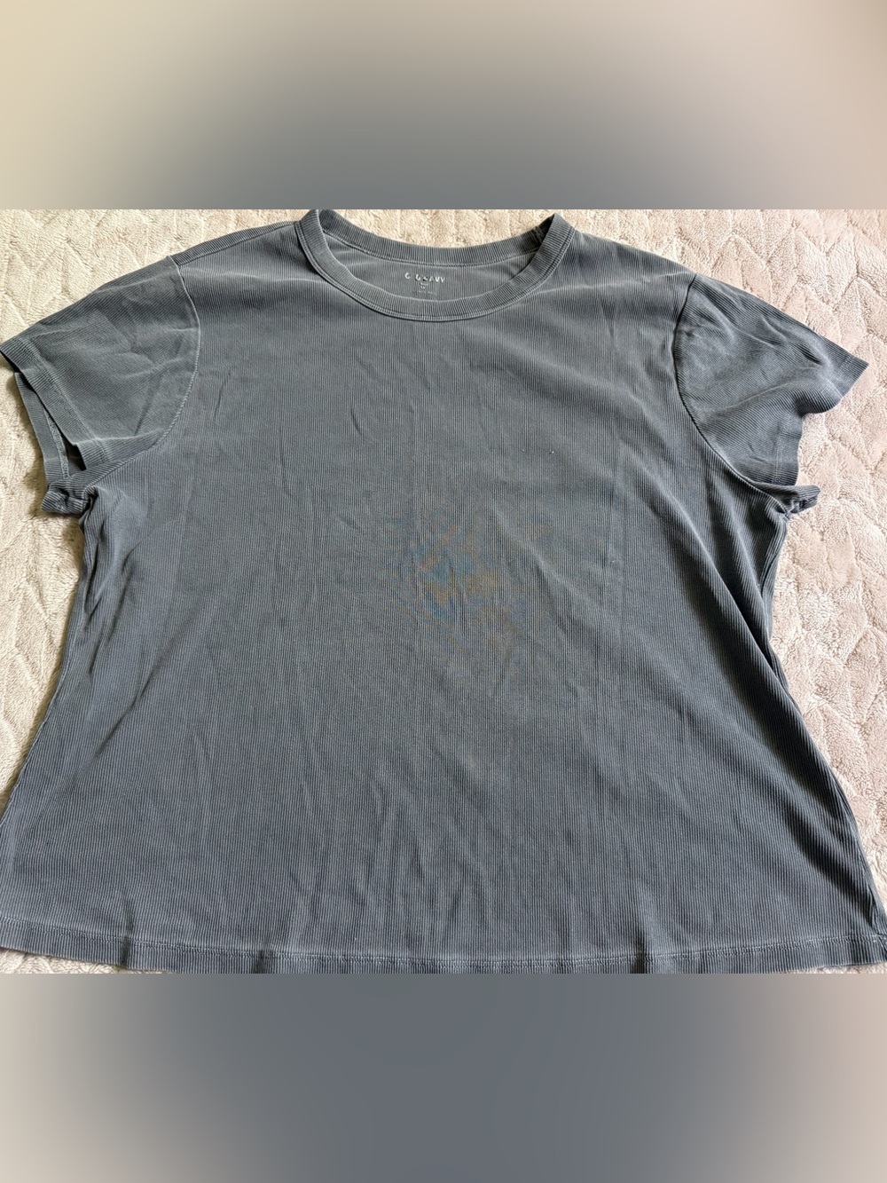 Old Navy Short Sleeve Crew Tee in Charcoal